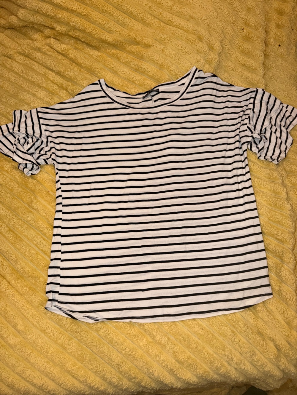 Women's Black & White Striped Long Sleeve Crewneck Top